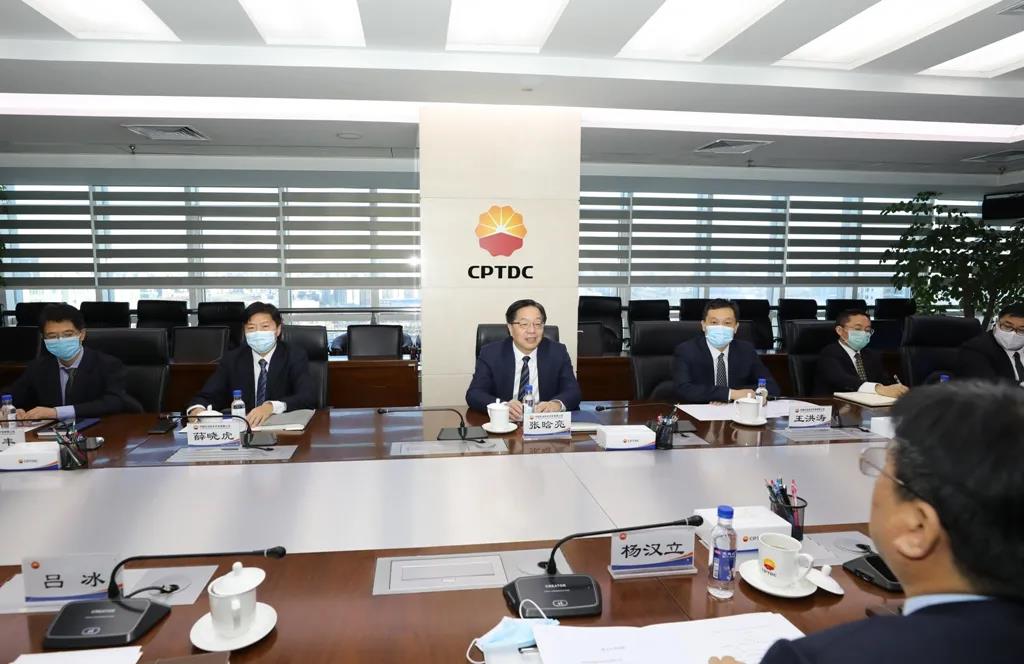 中国石油技术开发有限公司与南阳二机集团签署全面战略合作协议  中国石油技术开发有限公司与南阳二机集团签署全面战略合作协议