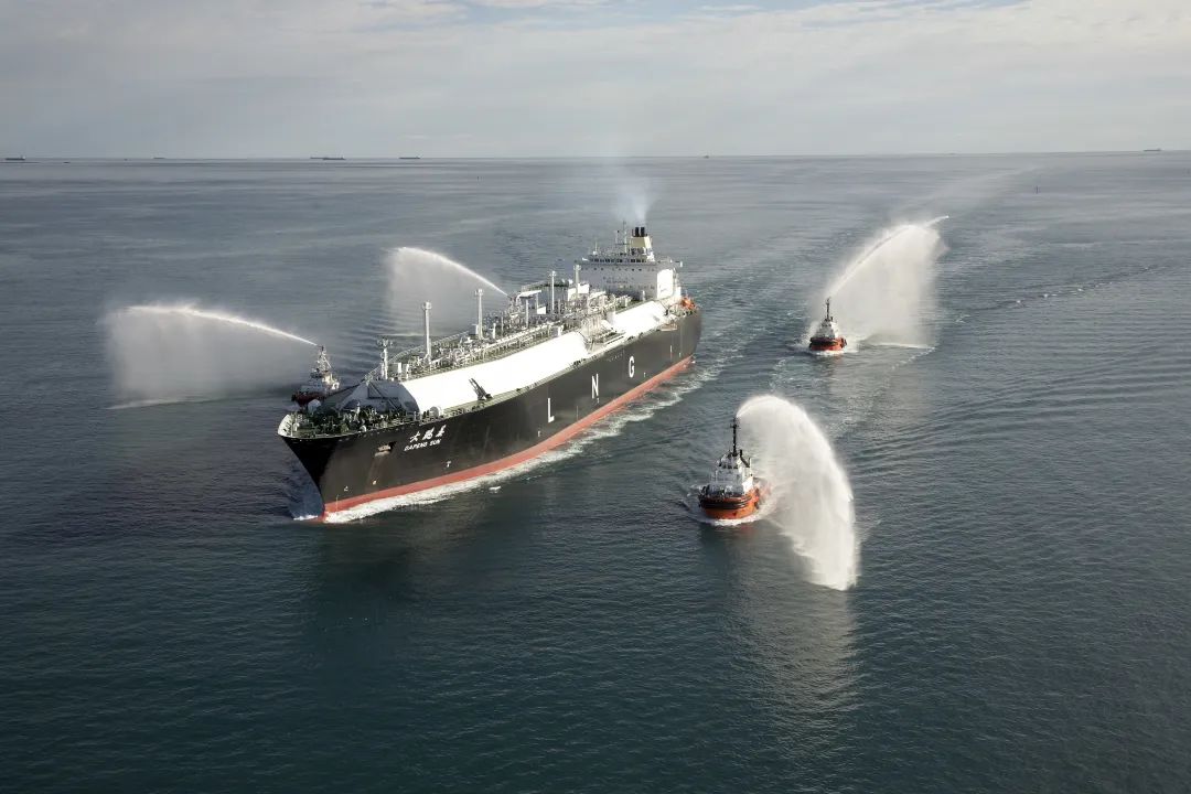 中国海油牵头签订国内最大规模LNG船舶建造项目 中国海油牵头签订国内最大规模LNG船舶建造项目