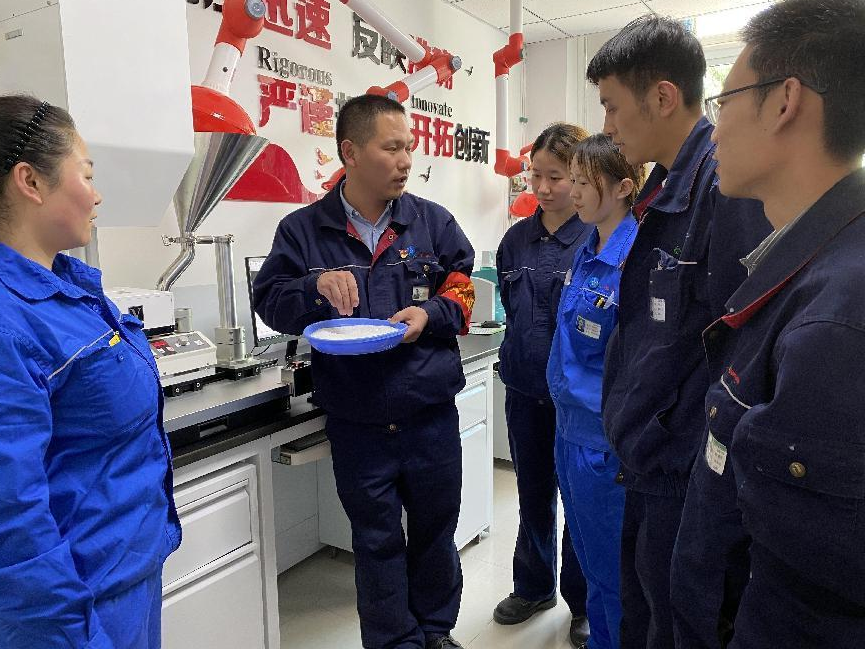 中国中化尼龙66新材料项目装置一次开车成功 中国中化尼龙66新材料项目装置一次开车成功