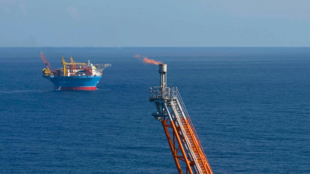 我国自主研发建造!南海浮起“超级碗” 我国自主研发建造!南海浮起“超级碗”